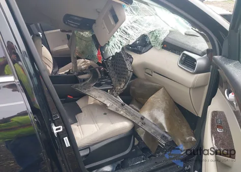 2016 Kia Sorento 2.4L Lx z USA, uszkodzony, nr VIN 5XYPGDA36GG016427